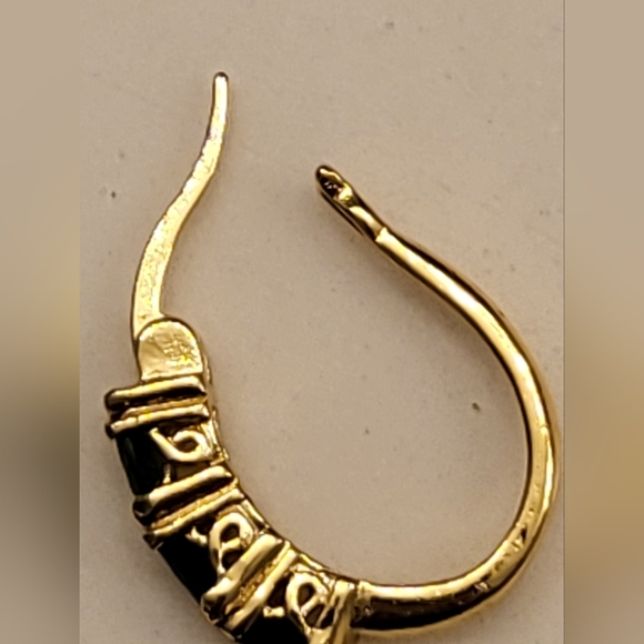 peridot hoops - Picture 4 of 5